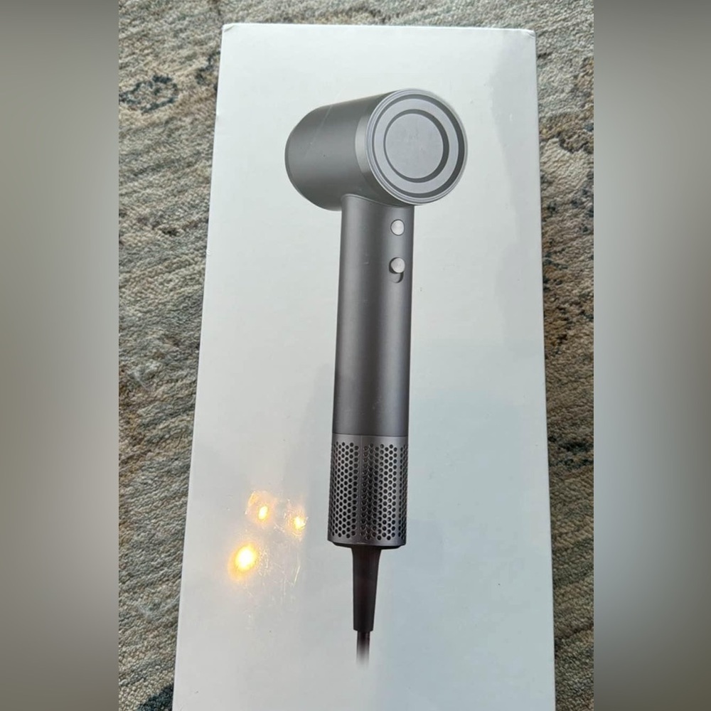 Ionic hair dryer